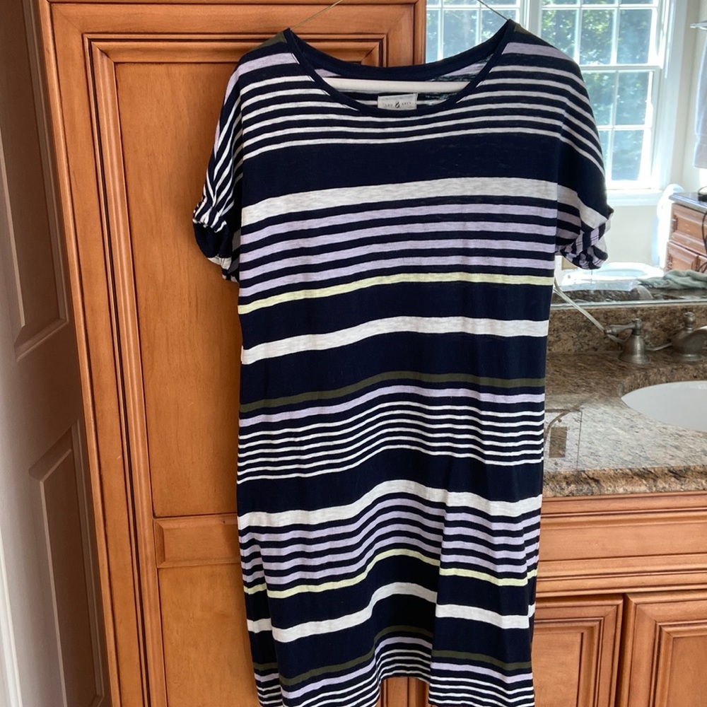 Lou & Grey size small t shirt dress